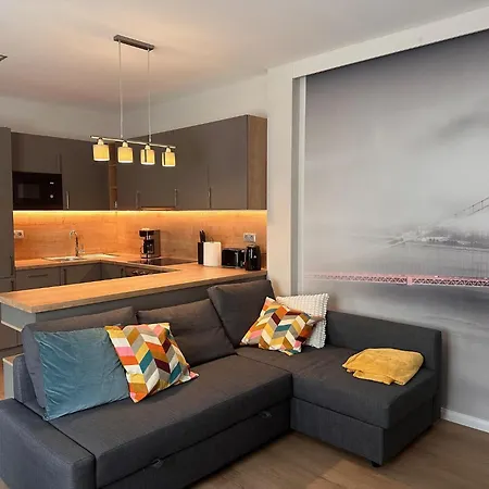 Castello Rosso Apartament Pilisvörösvár