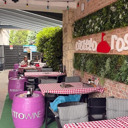 شقة Castello Rosso Pilisvörösvár
